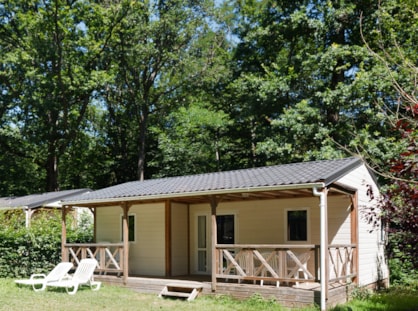 Location de chalet avec terrasse près de Tours au Parc de Fierbois