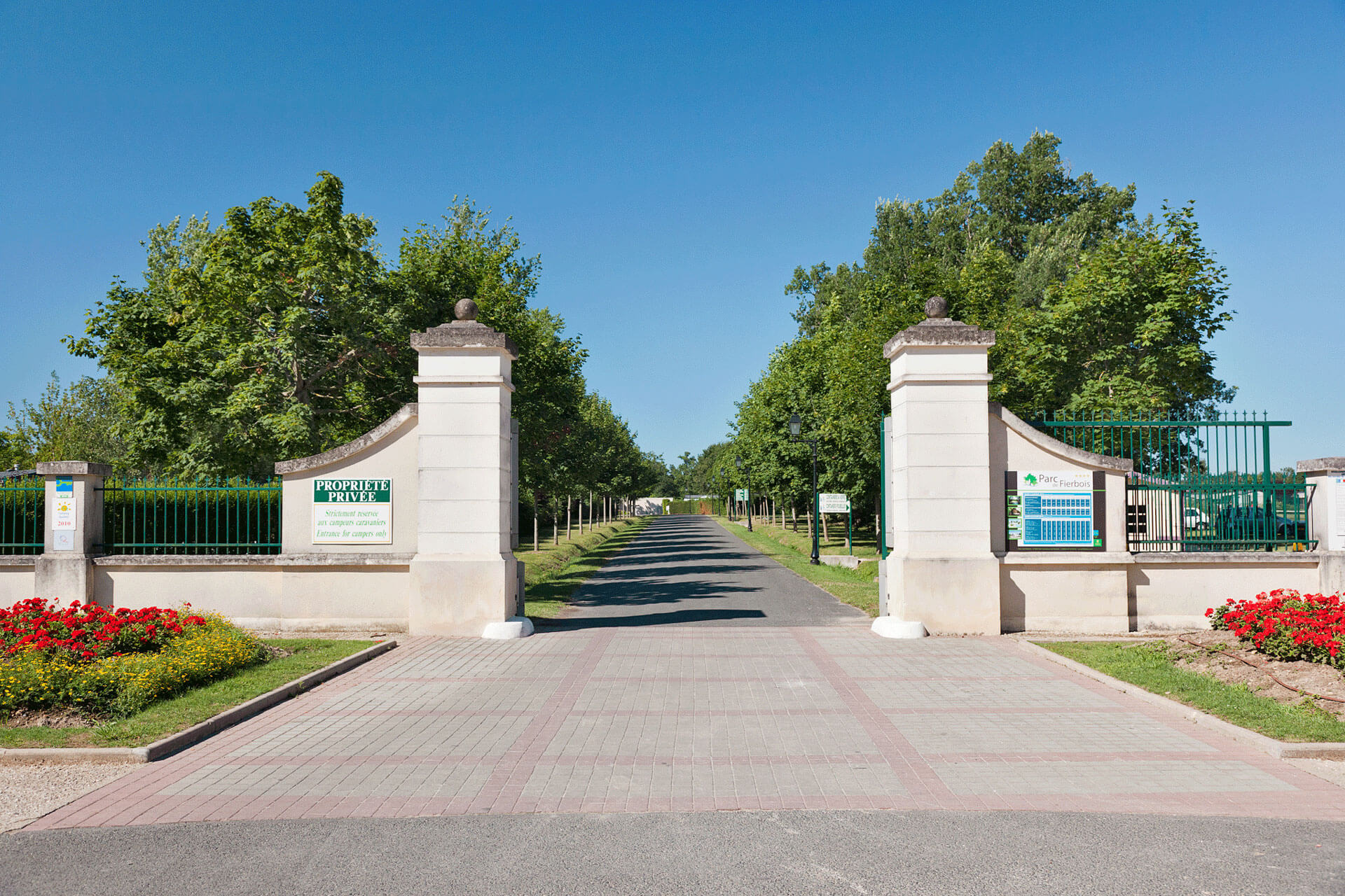 Parc De Fierbois : 3 Fierbois Entrée