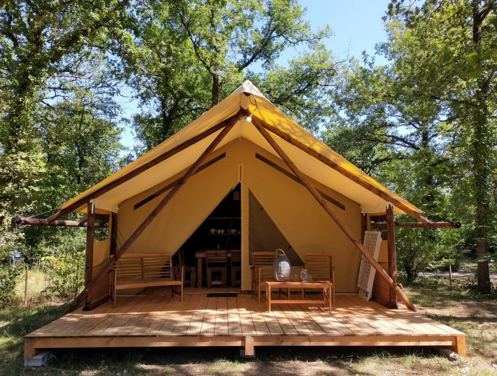 Parc De Fierbois : Lodge Canadienne Extérieur dans la Vallée de la Loire