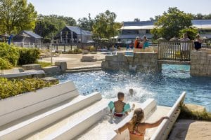 Parc De Fierbois : toboggans aquatiques