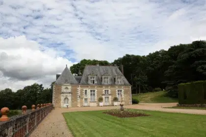Châteaux 32 AdobeStock 121841639