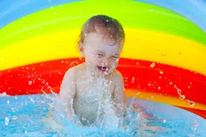 Der Wasserbereich 36 pataugeoire