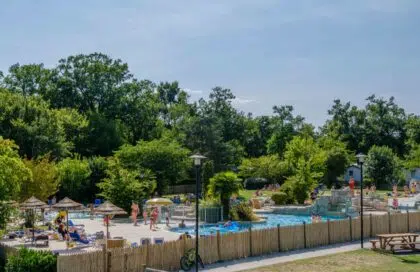 Der Wasserbereich 32 parc de fierbois sd 12 sur 211280